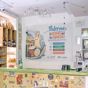  Albergue A Casa Di Amici